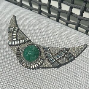 Vintage Art Deco Dress Clip from the 20s-30s w/carved jade !